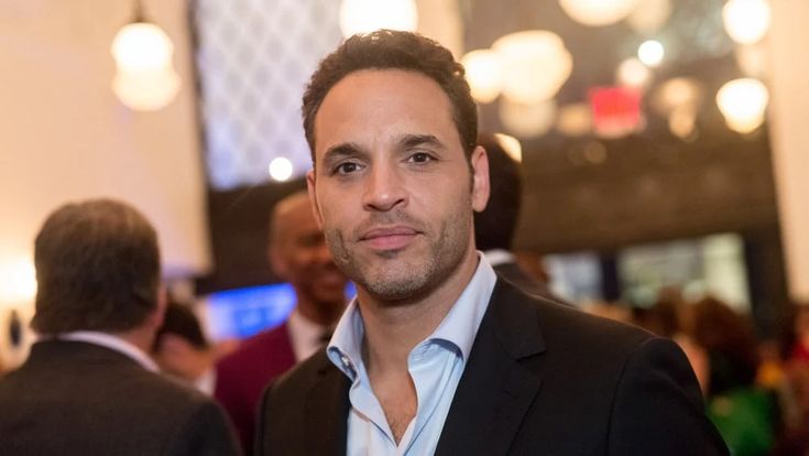 Daniel Sunjata Bio, Age, Career, Net Worth, Height, Education, Girlfriend & More